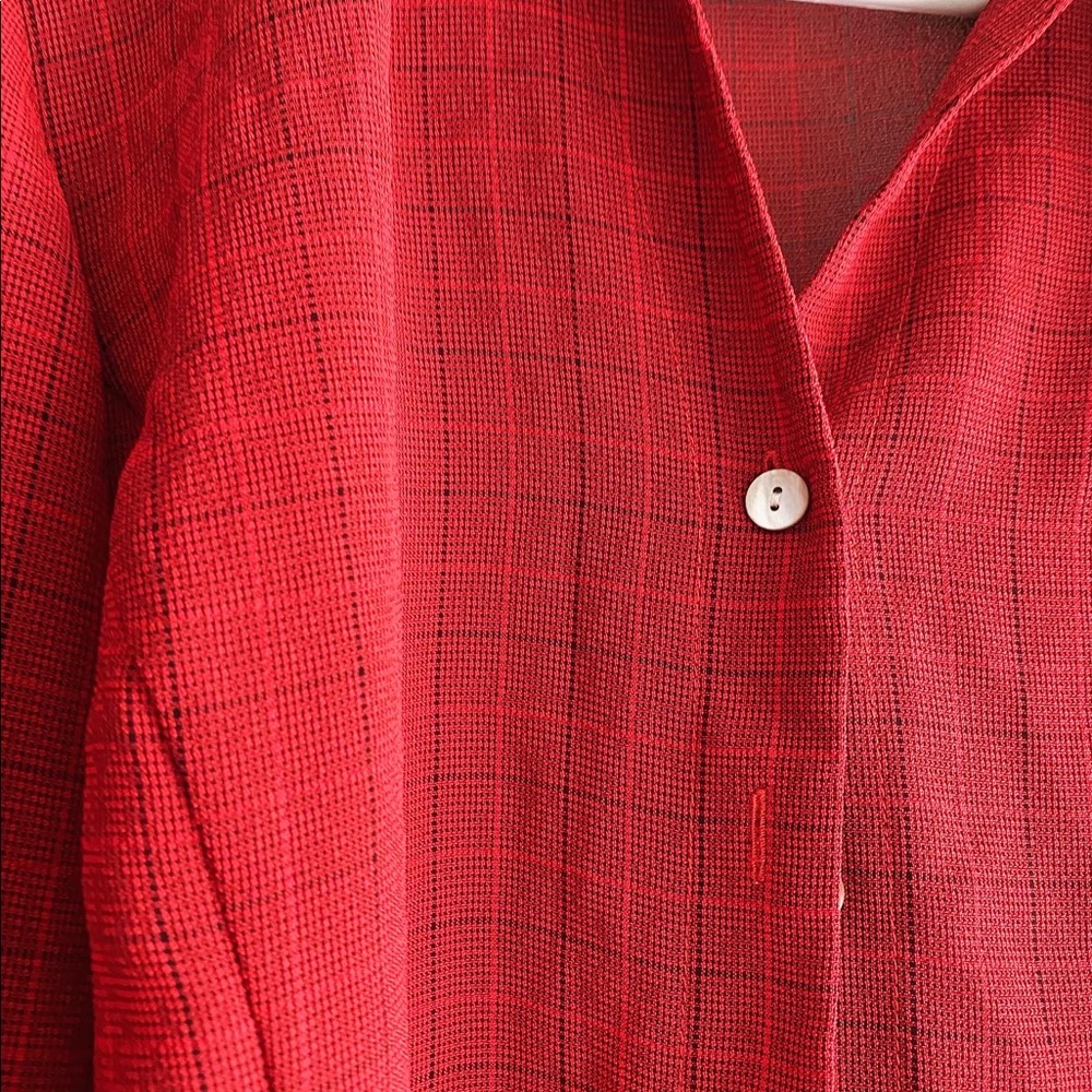 Red printed blouse - Picture 2 of 3